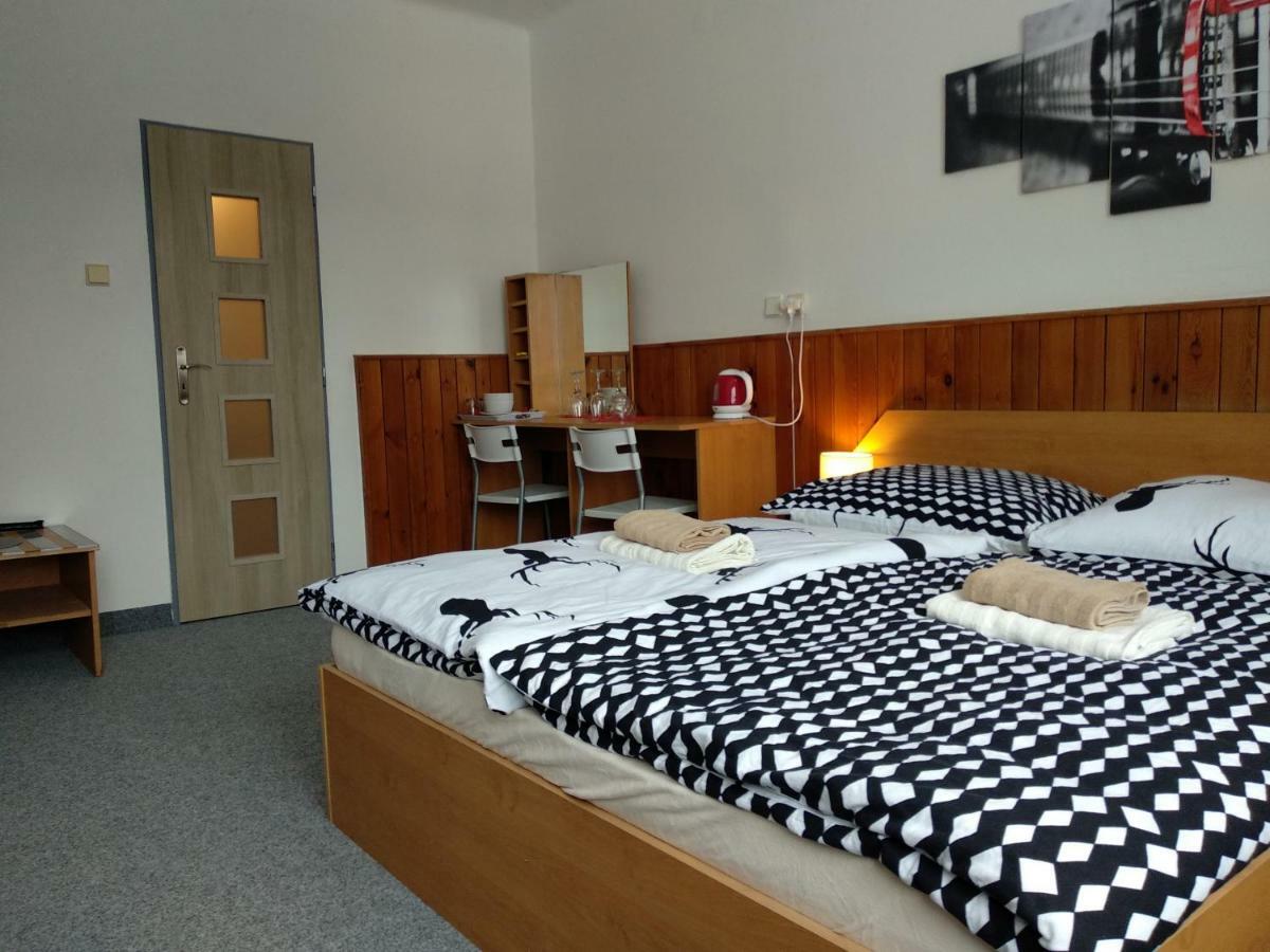 Prazdninovy Dum Na Panorame Hotel Jachymov Ngoại thất bức ảnh